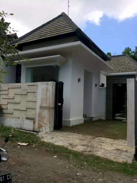 Rumah Semi Villa Dikampus Unud Jimbaran Kuta Selatan Badung Bali