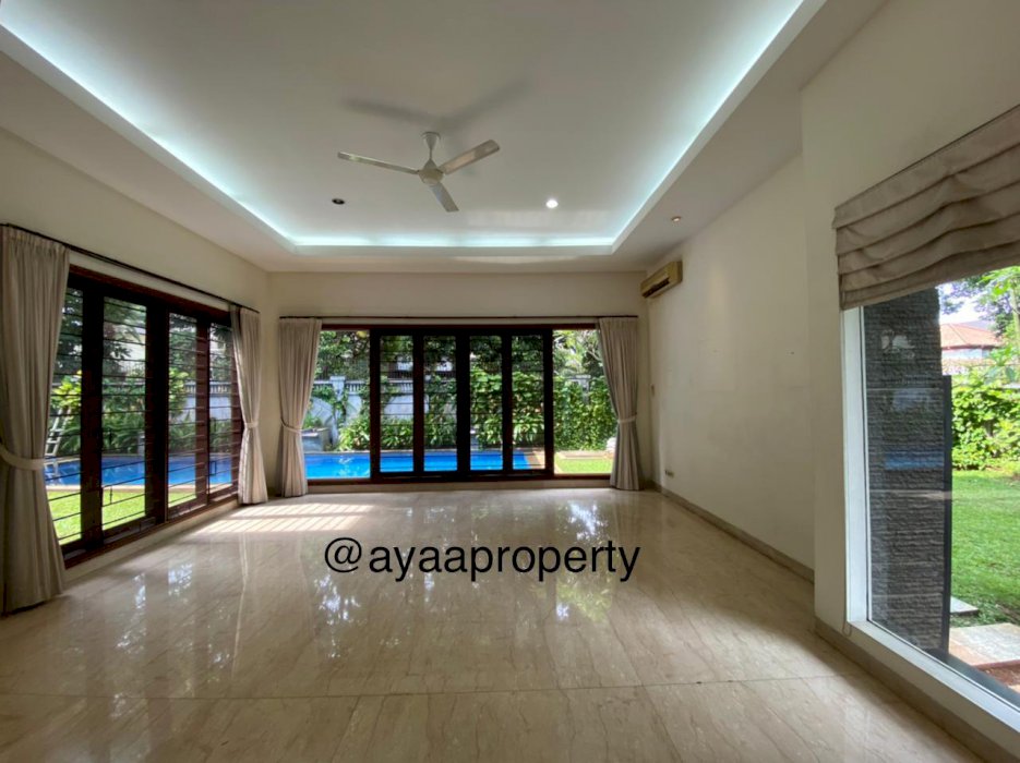 Tropical House in Pondok Indah Area Dijual.co.id